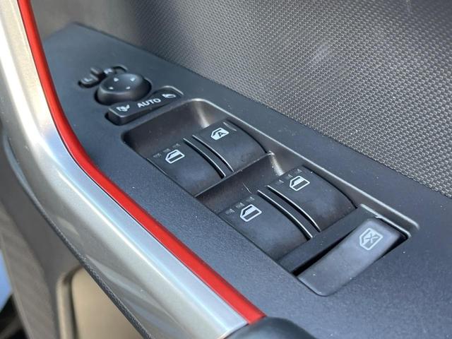 ライズ Ｚ　衝突軽減装置　禁煙車　純正９型ナビ　全周囲カメラ　レーダークルーズ　ＥＴＣ　Ｂｌｕｅｔｏｏｔｈ　フルセグ　ドラレコ　シートヒーター　シーケンシャルターンランプ　ＬＥＤヘッドライト　レーンキープアシスト（44枚目）