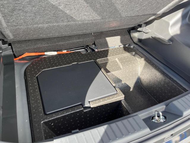 ライズ Ｚ　衝突軽減装置　禁煙車　純正９型ナビ　全周囲カメラ　レーダークルーズ　ＥＴＣ　Ｂｌｕｅｔｏｏｔｈ　フルセグ　ドラレコ　シートヒーター　シーケンシャルターンランプ　ＬＥＤヘッドライト　レーンキープアシスト（54枚目）