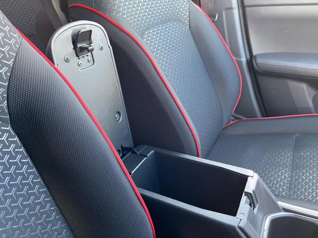 ライズ Ｚ　衝突軽減装置　禁煙車　純正９型ナビ　全周囲カメラ　レーダークルーズ　ＥＴＣ　Ｂｌｕｅｔｏｏｔｈ　フルセグ　ドラレコ　シートヒーター　シーケンシャルターンランプ　ＬＥＤヘッドライト　レーンキープアシスト（60枚目）