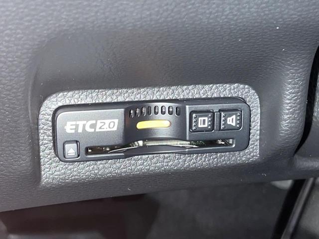 ヴェゼル ｅ：ＨＥＶ　Ｚ　登録済未使用車　衝突被害軽減システム　純正９インチナビ　全周囲カメラ　ＥＴＣ　電動リアゲート　ハーフレザーシート　ＬＥＤヘッド　コーナーセンサー　スマートキー　純正１８インチアルミ　オートハイビーム（35枚目）