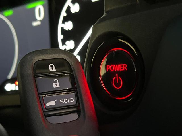 ヴェゼル ｅ：ＨＥＶ　Ｚ　登録済未使用車　衝突被害軽減システム　純正９インチナビ　全周囲カメラ　ＥＴＣ　電動リアゲート　ハーフレザーシート　ＬＥＤヘッド　コーナーセンサー　スマートキー　純正１８インチアルミ　オートハイビーム（68枚目）