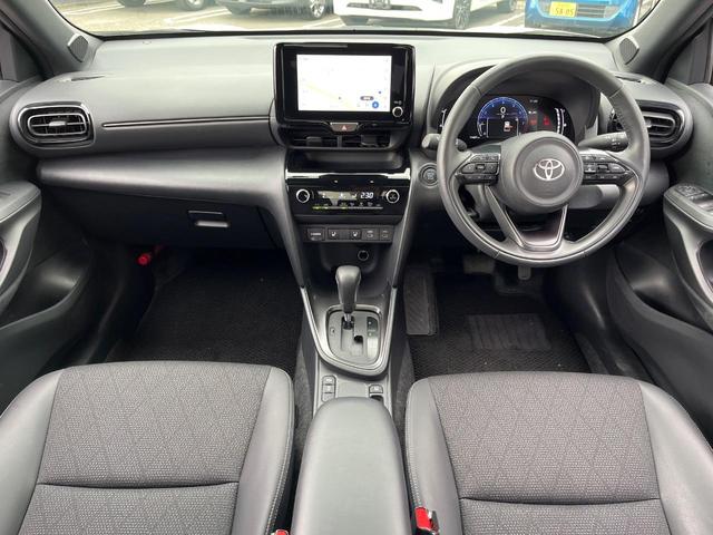 ヤリスクロス Ｚ　衝突被害軽減システム　禁煙車　８型ディスプレイオーディオ　全周囲カメラ　レーダークルーズ　ＥＴＣ　Ｂｌｕｅｔｏｏｔｈ　フルセグ　ドラレコ　シートヒーター　パワーシート　ハーフレザーシート　ＬＥＤヘッド（2枚目）