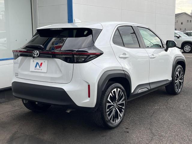 ヤリスクロス Ｚ　衝突被害軽減システム　禁煙車　８型ディスプレイオーディオ　全周囲カメラ　レーダークルーズ　ＥＴＣ　Ｂｌｕｅｔｏｏｔｈ　フルセグ　ドラレコ　シートヒーター　パワーシート　ハーフレザーシート　ＬＥＤヘッド（17枚目）