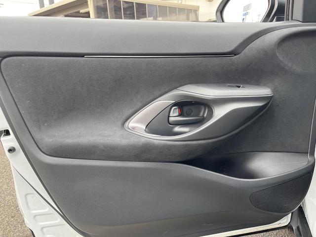 ヤリスクロス Ｚ　衝突被害軽減システム　禁煙車　８型ディスプレイオーディオ　全周囲カメラ　レーダークルーズ　ＥＴＣ　Ｂｌｕｅｔｏｏｔｈ　フルセグ　ドラレコ　シートヒーター　パワーシート　ハーフレザーシート　ＬＥＤヘッド（39枚目）