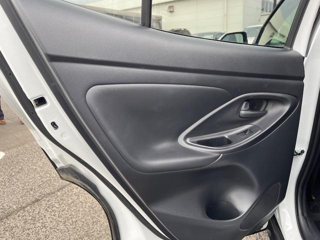 ヤリスクロス Ｚ　衝突被害軽減システム　禁煙車　８型ディスプレイオーディオ　全周囲カメラ　レーダークルーズ　ＥＴＣ　Ｂｌｕｅｔｏｏｔｈ　フルセグ　ドラレコ　シートヒーター　パワーシート　ハーフレザーシート　ＬＥＤヘッド（40枚目）