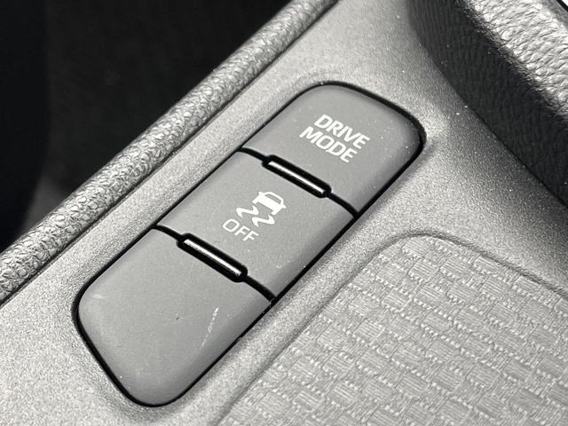 ヤリスクロス Ｚ　衝突被害軽減システム　禁煙車　８型ディスプレイオーディオ　全周囲カメラ　レーダークルーズ　ＥＴＣ　Ｂｌｕｅｔｏｏｔｈ　フルセグ　ドラレコ　シートヒーター　パワーシート　ハーフレザーシート　ＬＥＤヘッド（50枚目）