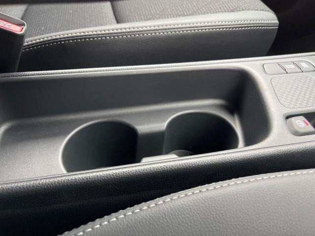 ヤリスクロス Ｚ　衝突被害軽減システム　禁煙車　８型ディスプレイオーディオ　全周囲カメラ　レーダークルーズ　ＥＴＣ　Ｂｌｕｅｔｏｏｔｈ　フルセグ　ドラレコ　シートヒーター　パワーシート　ハーフレザーシート　ＬＥＤヘッド（56枚目）