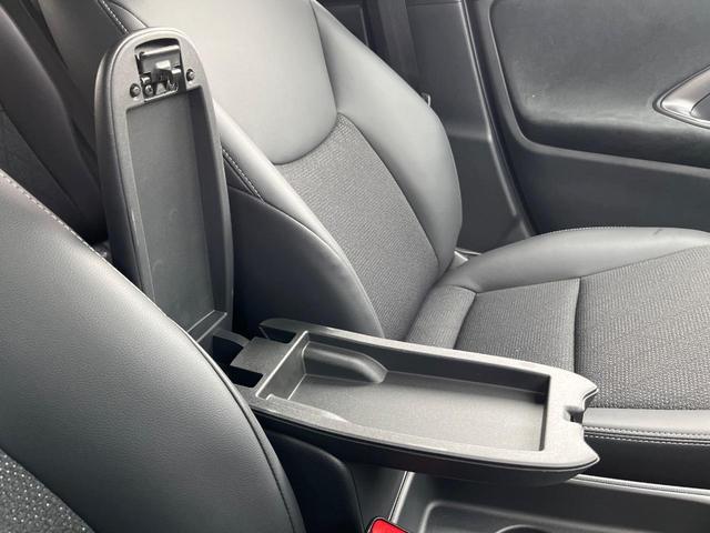 ヤリスクロス Ｚ　衝突被害軽減システム　禁煙車　８型ディスプレイオーディオ　全周囲カメラ　レーダークルーズ　ＥＴＣ　Ｂｌｕｅｔｏｏｔｈ　フルセグ　ドラレコ　シートヒーター　パワーシート　ハーフレザーシート　ＬＥＤヘッド（58枚目）