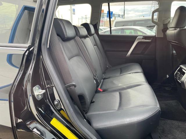 ランドクルーザープラド ＴＸ　Ｌパッケージ　マットブラックエディション　サンルーフ　４ＷＤ　　衝突軽減装置　禁煙車　純正９インチナビ　全周囲カメラ　レザーシート　レーダークルーズ　ＥＴＣ　Ｂｌｕｅｔｏｏｔｈ　フルセグ　ドラレコ　前席シートヒーター　デジタルインナーミラー（9枚目）