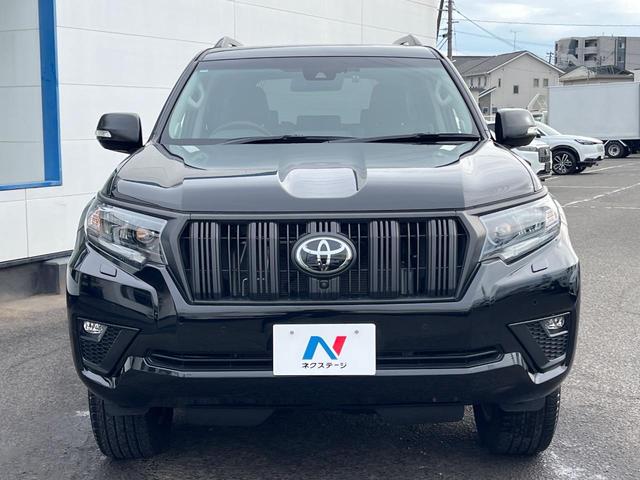 ランドクルーザープラド ＴＸ　Ｌパッケージ　マットブラックエディション　サンルーフ　４ＷＤ　　衝突軽減装置　禁煙車　純正９インチナビ　全周囲カメラ　レザーシート　レーダークルーズ　ＥＴＣ　Ｂｌｕｅｔｏｏｔｈ　フルセグ　ドラレコ　前席シートヒーター　デジタルインナーミラー（14枚目）