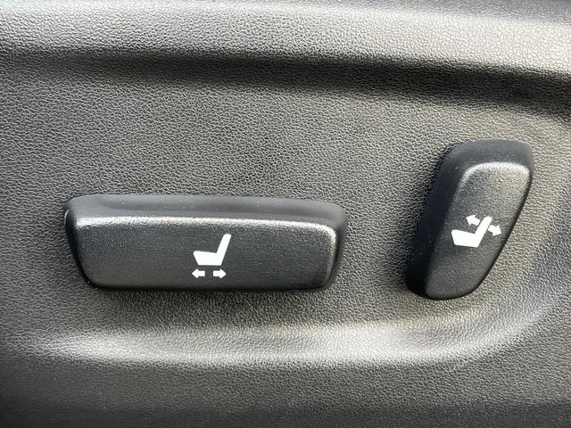 ランドクルーザープラド ＴＸ　Ｌパッケージ　マットブラックエディション　サンルーフ　４ＷＤ　　衝突軽減装置　禁煙車　純正９インチナビ　全周囲カメラ　レザーシート　レーダークルーズ　ＥＴＣ　Ｂｌｕｅｔｏｏｔｈ　フルセグ　ドラレコ　前席シートヒーター　デジタルインナーミラー（44枚目）