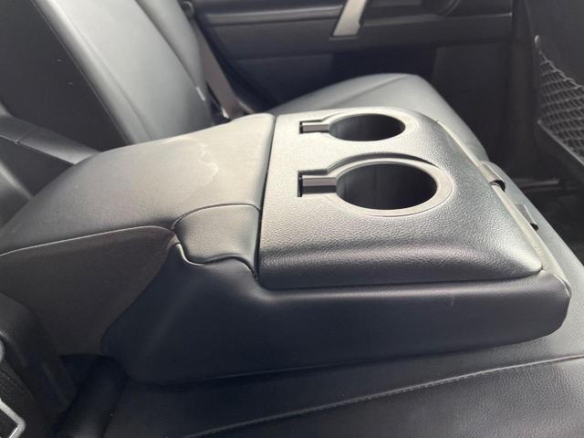 ランドクルーザープラド ＴＸ　Ｌパッケージ　マットブラックエディション　サンルーフ　４ＷＤ　　衝突軽減装置　禁煙車　純正９インチナビ　全周囲カメラ　レザーシート　レーダークルーズ　ＥＴＣ　Ｂｌｕｅｔｏｏｔｈ　フルセグ　ドラレコ　前席シートヒーター　デジタルインナーミラー（61枚目）