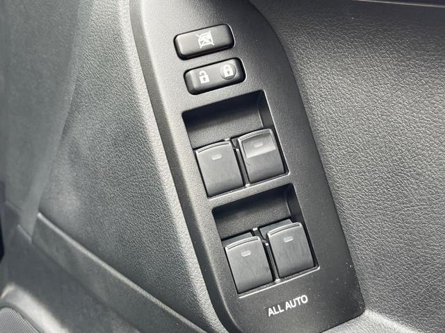 ランドクルーザープラド ＴＸ　Ｌパッケージ　マットブラックエディション　サンルーフ　４ＷＤ　　衝突軽減装置　禁煙車　純正９インチナビ　全周囲カメラ　レザーシート　レーダークルーズ　ＥＴＣ　Ｂｌｕｅｔｏｏｔｈ　フルセグ　ドラレコ　前席シートヒーター　デジタルインナーミラー（69枚目）