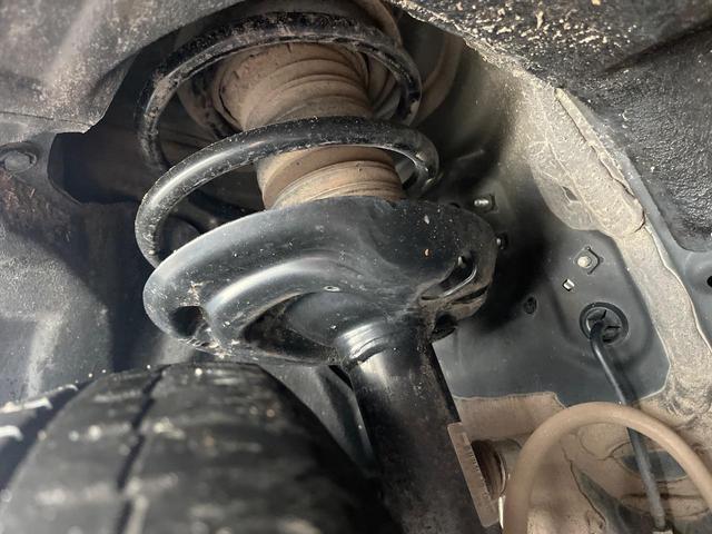 RAV4 アドベンチャー 4WD 衝突軽減装置 禁煙車 純正10.5型ディスプレーオーディオ 合皮シート レーダークルーズ バックカメラ ETC Bluetooth フルセグ ドラレコ 前席シートベンチレーション レーンキープ(25枚目)