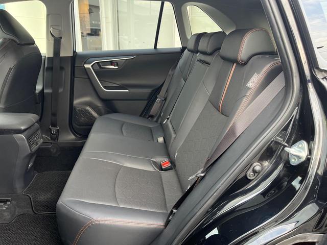 RAV4 アドベンチャー 4WD 衝突軽減装置 禁煙車 純正10.5型ディスプレーオーディオ 合皮シート レーダークルーズ バックカメラ ETC Bluetooth フルセグ ドラレコ 前席シートベンチレーション レーンキープ(35枚目)