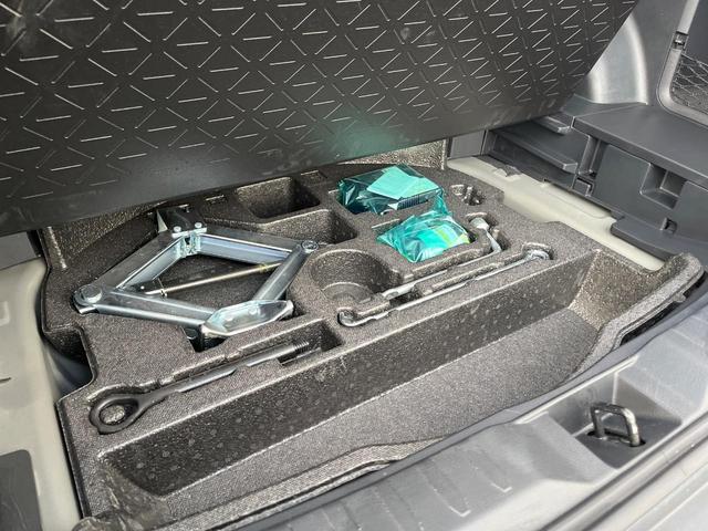 RAV4 アドベンチャー 4WD 衝突軽減装置 禁煙車 純正10.5型ディスプレーオーディオ 合皮シート レーダークルーズ バックカメラ ETC Bluetooth フルセグ ドラレコ 前席シートベンチレーション レーンキープ(57枚目)