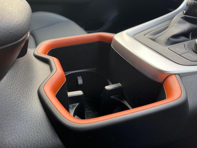 RAV4 アドベンチャー 4WD 衝突軽減装置 禁煙車 純正10.5型ディスプレーオーディオ 合皮シート レーダークルーズ バックカメラ ETC Bluetooth フルセグ ドラレコ 前席シートベンチレーション レーンキープ(60枚目)