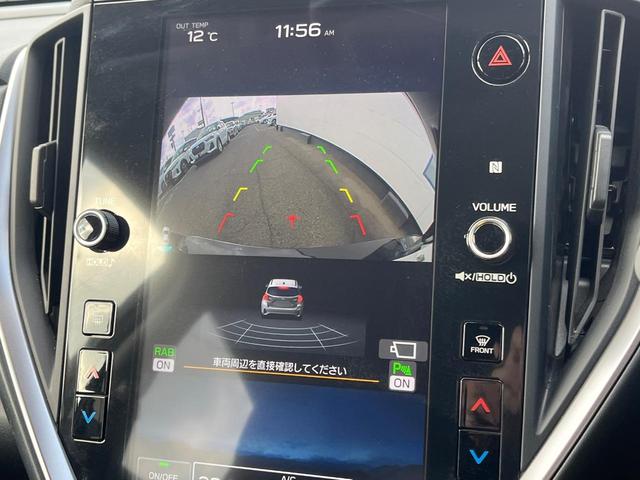 【マルチテレインモニター】車のフロントやサイドのカメラ画像を同時にモニター表示することで、悪路や狭い道を走行時でも周囲の状況確認ができ安心！本格ＳＵＶにうれしい装備です♪