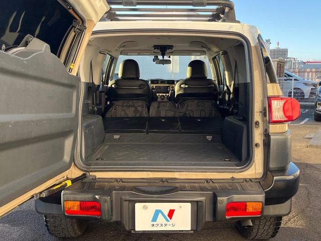 FJクルーザー オフロードパッケージ 4WD 禁煙車 バックカメラ ETC コーナーセンサー LEDヘッド オートライト ルーフレール DVD再生 地デジ SDナビ(12枚目)