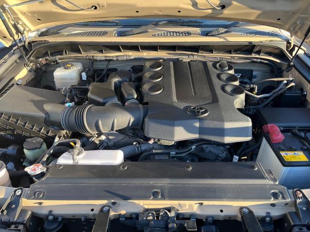 FJクルーザー オフロードパッケージ 4WD 禁煙車 バックカメラ ETC コーナーセンサー LEDヘッド オートライト ルーフレール DVD再生 地デジ SDナビ(20枚目)