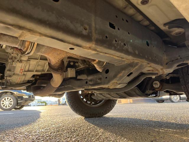 FJクルーザー オフロードパッケージ 4WD 禁煙車 バックカメラ ETC コーナーセンサー LEDヘッド オートライト ルーフレール DVD再生 地デジ SDナビ(26枚目)