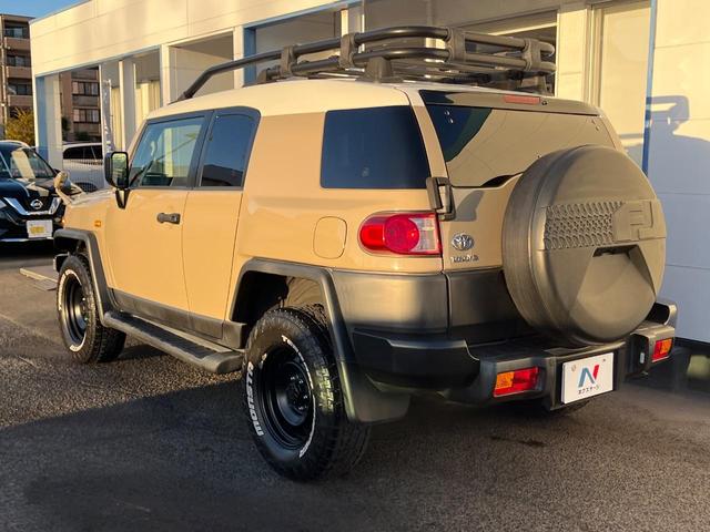 FJクルーザー オフロードパッケージ 4WD 禁煙車 バックカメラ ETC コーナーセンサー LEDヘッド オートライト ルーフレール DVD再生 地デジ SDナビ(32枚目)