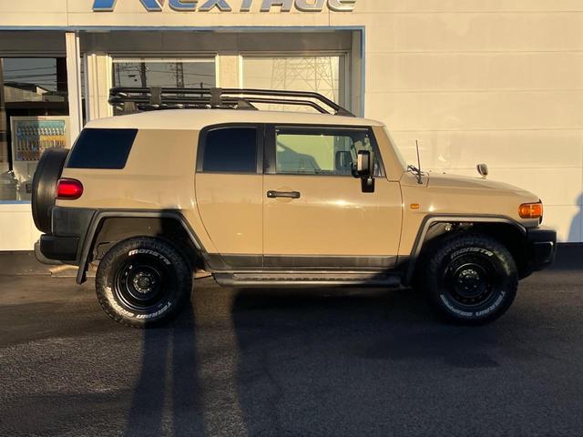 FJクルーザー オフロードパッケージ 4WD 禁煙車 バックカメラ ETC コーナーセンサー LEDヘッド オートライト ルーフレール DVD再生 地デジ SDナビ(33枚目)