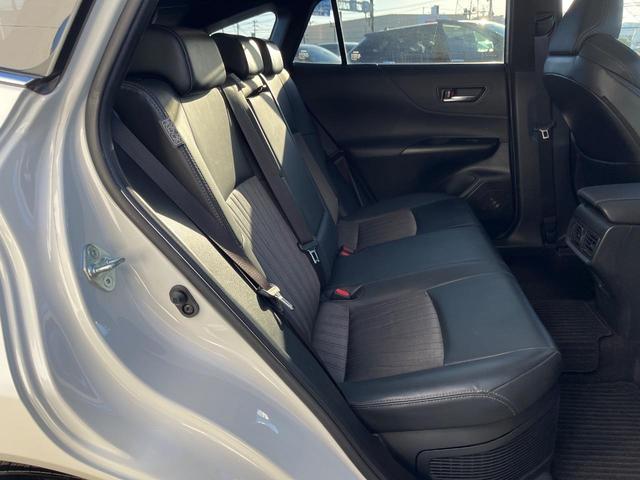 ハリアーハイブリッド Z ガラスルーフ 衝突軽減装置 禁煙車 純正12.3インチナビ JBLサウンドシステム レーダークルーズ バックカメラ ETC Bluetooth フルセグ ドラレコ パワーバックドア デジタルミラー(9枚目)