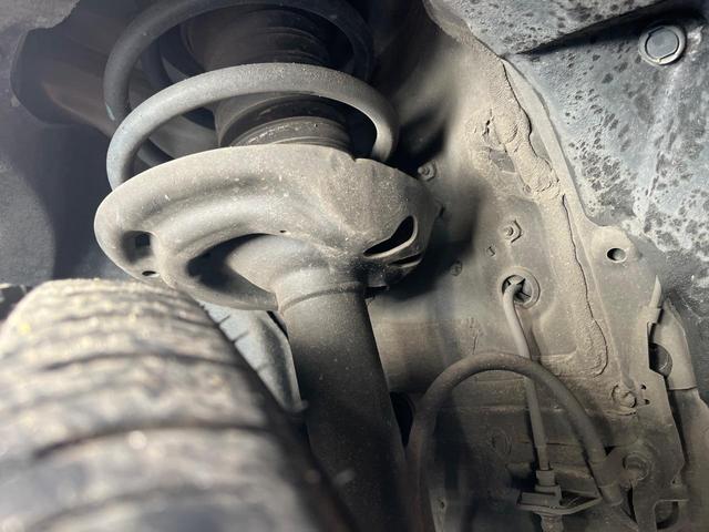 ハリアーハイブリッド Z ガラスルーフ 衝突軽減装置 禁煙車 純正12.3インチナビ JBLサウンドシステム レーダークルーズ バックカメラ ETC Bluetooth フルセグ ドラレコ パワーバックドア デジタルミラー(20枚目)