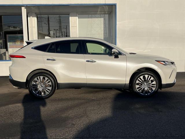 ハリアーハイブリッド Z ガラスルーフ 衝突軽減装置 禁煙車 純正12.3インチナビ JBLサウンドシステム レーダークルーズ バックカメラ ETC Bluetooth フルセグ ドラレコ パワーバックドア デジタルミラー(30枚目)