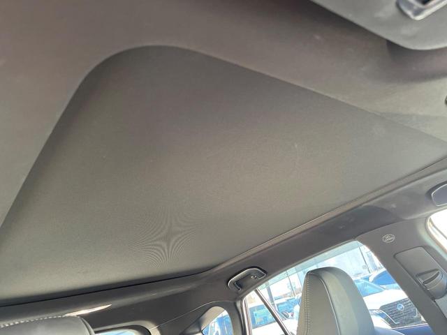 ハリアーハイブリッド Z ガラスルーフ 衝突軽減装置 禁煙車 純正12.3インチナビ JBLサウンドシステム レーダークルーズ バックカメラ ETC Bluetooth フルセグ ドラレコ パワーバックドア デジタルミラー(42枚目)