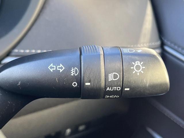 ハリアーハイブリッド Z ガラスルーフ 衝突軽減装置 禁煙車 純正12.3インチナビ JBLサウンドシステム レーダークルーズ バックカメラ ETC Bluetooth フルセグ ドラレコ パワーバックドア デジタルミラー(58枚目)