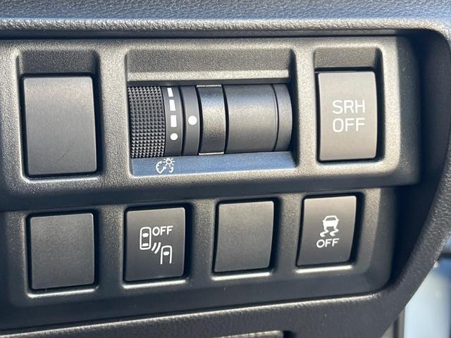 ＸＶ ２．０ｅ－Ｌ　アイサイト　スマートエディション　４ＷＤ　衝突軽減装置　禁煙車　純正ナビ　レーダークルーズ　バックカメラ　ＥＴＣ　Ｂｌｕｅｔｏｏｔｈ　フルセグ　前席シートヒーター　前席パワーシート　ＬＥＤヘッドライト　ＬＥＤフォグライト　レーンキープ（37枚目）
