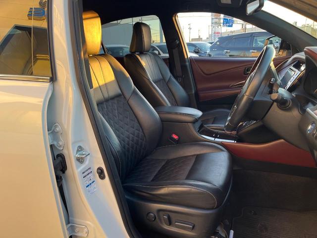 ハリアーハイブリッド プレミアム　サンルーフ　４ＷＤ　ＢＩＧ－Ｘ９型ナビ　衝突軽減装置　禁煙車　バックカメラ　ＥＴＣ　Ｂｌｕｅｔｏｏｔｈ　フルセグ　パワーバックドア　前席パワーシート　ハーフレザーシート　レーンキープ　ＬＥＤヘッドライ（8枚目）