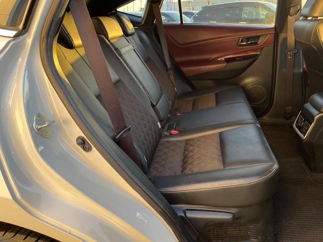 ハリアーハイブリッド プレミアム　サンルーフ　４ＷＤ　ＢＩＧ－Ｘ９型ナビ　衝突軽減装置　禁煙車　バックカメラ　ＥＴＣ　Ｂｌｕｅｔｏｏｔｈ　フルセグ　パワーバックドア　前席パワーシート　ハーフレザーシート　レーンキープ　ＬＥＤヘッドライ（9枚目）