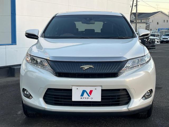 ハリアーハイブリッド プレミアム　サンルーフ　４ＷＤ　ＢＩＧ－Ｘ９型ナビ　衝突軽減装置　禁煙車　バックカメラ　ＥＴＣ　Ｂｌｕｅｔｏｏｔｈ　フルセグ　パワーバックドア　前席パワーシート　ハーフレザーシート　レーンキープ　ＬＥＤヘッドライ（14枚目）