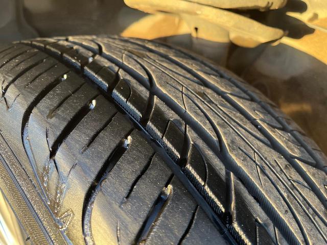 ハリアーハイブリッド プレミアム　サンルーフ　４ＷＤ　ＢＩＧ－Ｘ９型ナビ　衝突軽減装置　禁煙車　バックカメラ　ＥＴＣ　Ｂｌｕｅｔｏｏｔｈ　フルセグ　パワーバックドア　前席パワーシート　ハーフレザーシート　レーンキープ　ＬＥＤヘッドライ（26枚目）