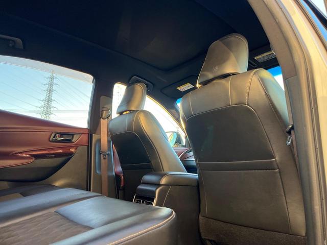 ハリアーハイブリッド プレミアム　サンルーフ　４ＷＤ　ＢＩＧ－Ｘ９型ナビ　衝突軽減装置　禁煙車　バックカメラ　ＥＴＣ　Ｂｌｕｅｔｏｏｔｈ　フルセグ　パワーバックドア　前席パワーシート　ハーフレザーシート　レーンキープ　ＬＥＤヘッドライ（51枚目）