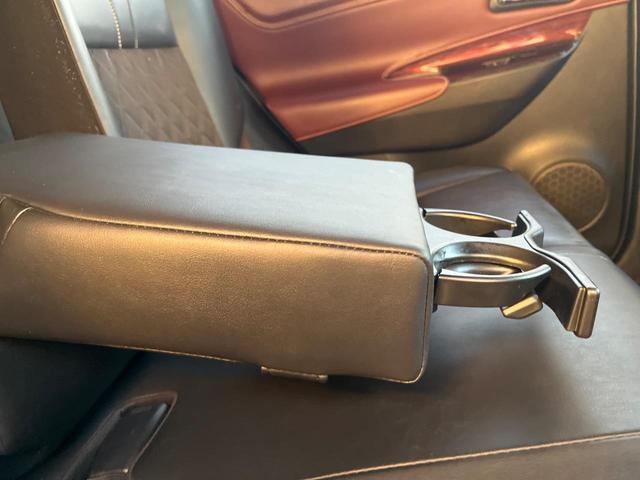 ハリアーハイブリッド プレミアム　サンルーフ　４ＷＤ　ＢＩＧ－Ｘ９型ナビ　衝突軽減装置　禁煙車　バックカメラ　ＥＴＣ　Ｂｌｕｅｔｏｏｔｈ　フルセグ　パワーバックドア　前席パワーシート　ハーフレザーシート　レーンキープ　ＬＥＤヘッドライ（59枚目）