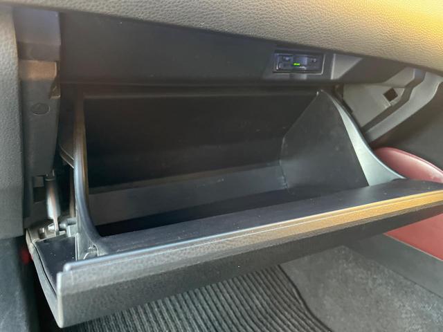 ハリアーハイブリッド プレミアム　サンルーフ　４ＷＤ　ＢＩＧ－Ｘ９型ナビ　衝突軽減装置　禁煙車　バックカメラ　ＥＴＣ　Ｂｌｕｅｔｏｏｔｈ　フルセグ　パワーバックドア　前席パワーシート　ハーフレザーシート　レーンキープ　ＬＥＤヘッドライ（60枚目）