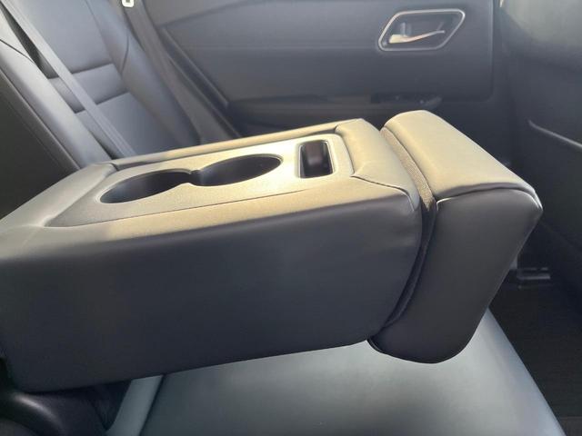 エクストレイル Ｇ　ｅ－４ＯＲＣＥ　４ＷＤ　衝突軽減装置　禁煙車　純正１２．３インチナビ　全周囲カメラ　本革シート　レーダークルーズ　ＥＴＣ　Ｂｌｕｅｔｏｏｔｈ　フルセグ　全席シートヒーター　パワーバックドア　デジタルインナーミラー（62枚目）