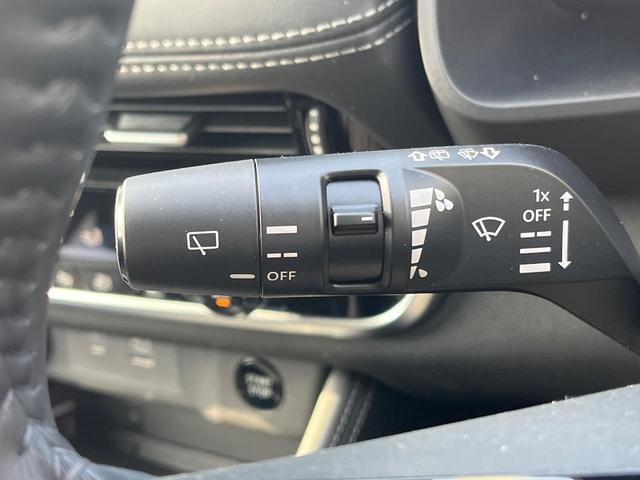 エクストレイル Ｇ　ｅ－４ＯＲＣＥ　４ＷＤ　衝突軽減装置　禁煙車　純正１２．３インチナビ　全周囲カメラ　本革シート　レーダークルーズ　ＥＴＣ　Ｂｌｕｅｔｏｏｔｈ　フルセグ　全席シートヒーター　パワーバックドア　デジタルインナーミラー（64枚目）