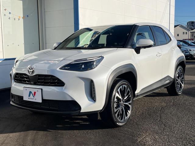 ヤリスクロス ハイブリッドＺ　衝突被害軽減システム　禁煙車　８型ディスプレイオーディオ　全周囲カメラ　レーダークルーズ　ドラレコ　ＥＴＣ　シートヒーター　パワーシート　ハーフレザーシート　ＬＥＤヘッド　コーナーセンサー（30枚目）