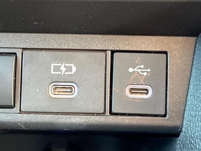 ヤリスクロス ハイブリッドＺ　衝突被害軽減システム　禁煙車　８型ディスプレイオーディオ　全周囲カメラ　レーダークルーズ　ドラレコ　ＥＴＣ　シートヒーター　パワーシート　ハーフレザーシート　ＬＥＤヘッド　コーナーセンサー（48枚目）