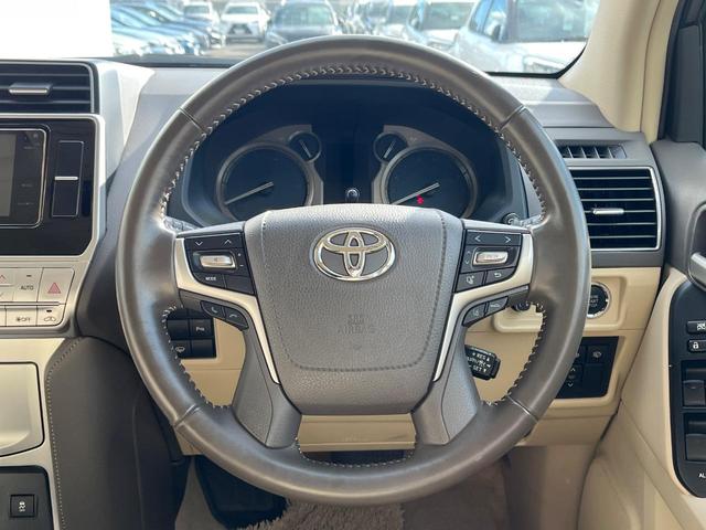 ランドクルーザープラド TX Lパッケージ サンルーフ 4WD 7人乗り 衝突軽減装置 禁煙車 本革シート レーダークルーズ 純正オプションアルミ バックカメラ ETC Bluetooth フルセグ ドラレコ 前席シートベンチレーション(12枚目)