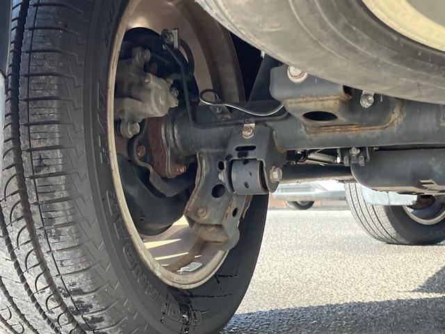 ランドクルーザープラド TX Lパッケージ サンルーフ 4WD 7人乗り 衝突軽減装置 禁煙車 本革シート レーダークルーズ 純正オプションアルミ バックカメラ ETC Bluetooth フルセグ ドラレコ 前席シートベンチレーション(25枚目)