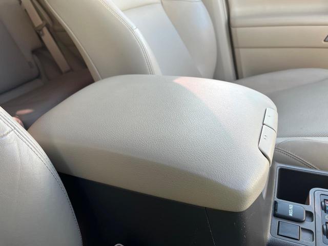 ランドクルーザープラド TX Lパッケージ サンルーフ 4WD 7人乗り 衝突軽減装置 禁煙車 本革シート レーダークルーズ 純正オプションアルミ バックカメラ ETC Bluetooth フルセグ ドラレコ 前席シートベンチレーション(47枚目)