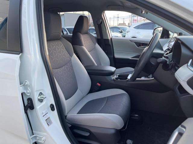 RAV4 X 衝突軽減装置 禁煙車 純正8インチナビ レーダークルーズ バックカメラ ETC Bluetooth フルセグ LEDヘッドライト LEDフォグライト レーンキープアシスト クリアランスソナー(8枚目)