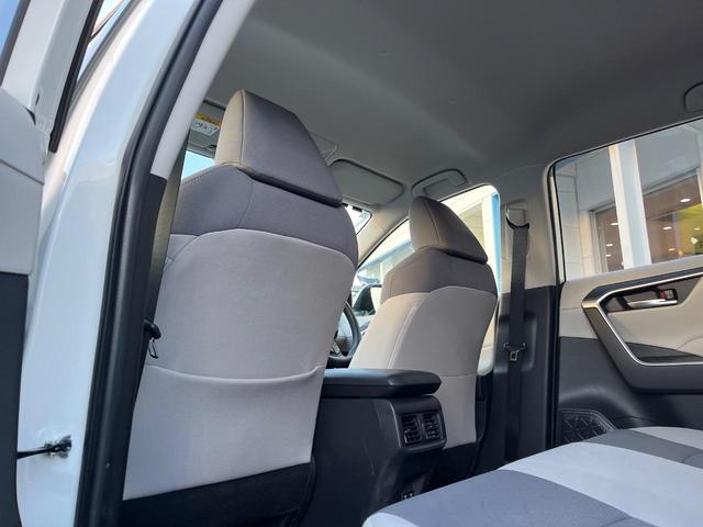 RAV4 X 衝突軽減装置 禁煙車 純正8インチナビ レーダークルーズ バックカメラ ETC Bluetooth フルセグ LEDヘッドライト LEDフォグライト レーンキープアシスト クリアランスソナー(41枚目)