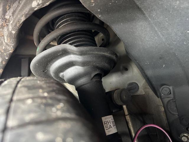 レヴォーグ GT EX 4WD 衝突軽減装置 禁煙車 純正11.6インチナビ レーダークルーズ フロント・サイド・バックカメラ ETC Bluetooth フルセグ ドラレコ 前席シートヒーター 運転席パワーシート(18枚目)